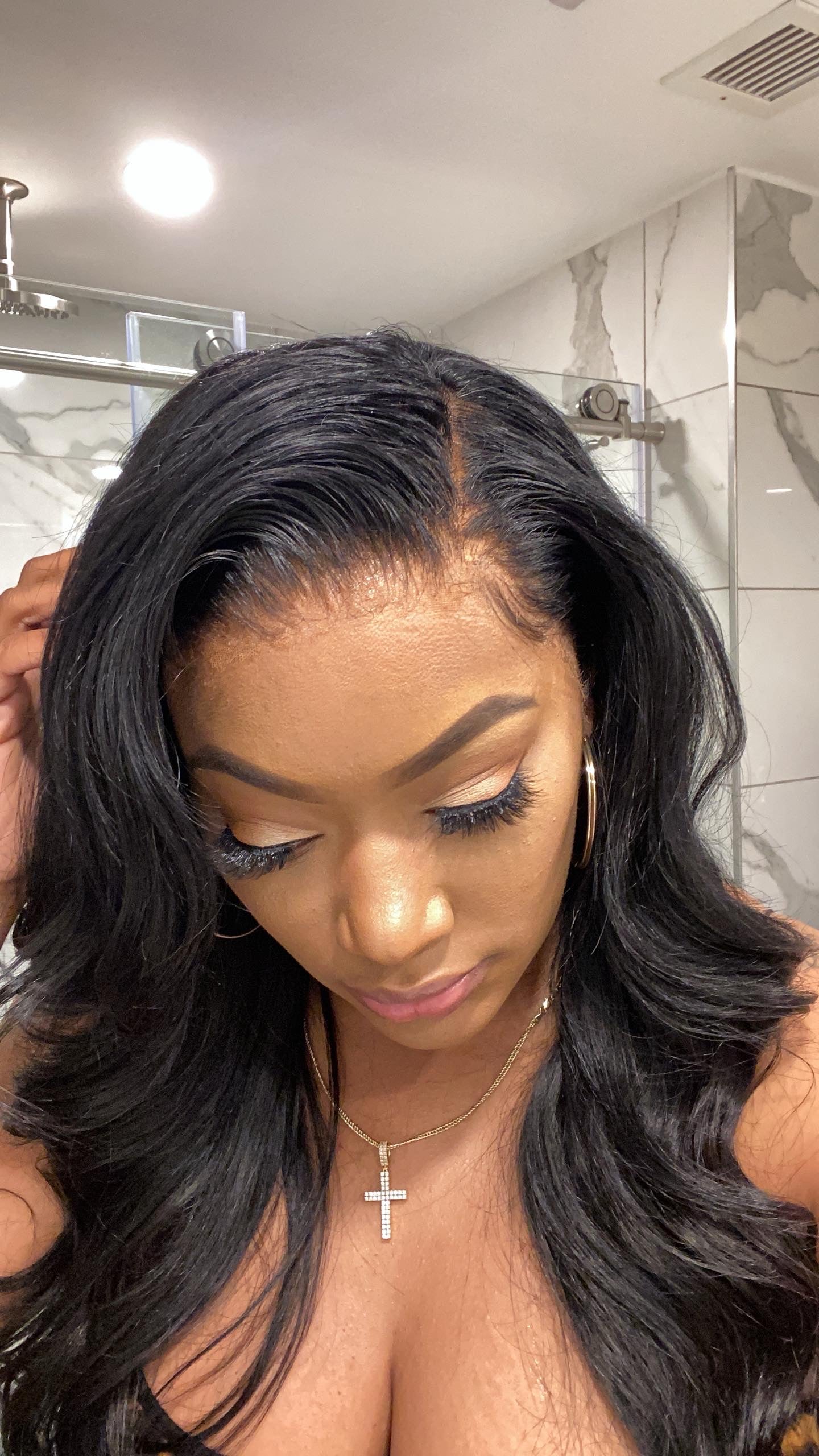 Body wave frontal wigs