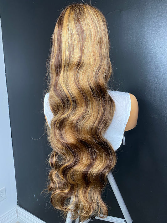 Highlighted Body wave closure wig
